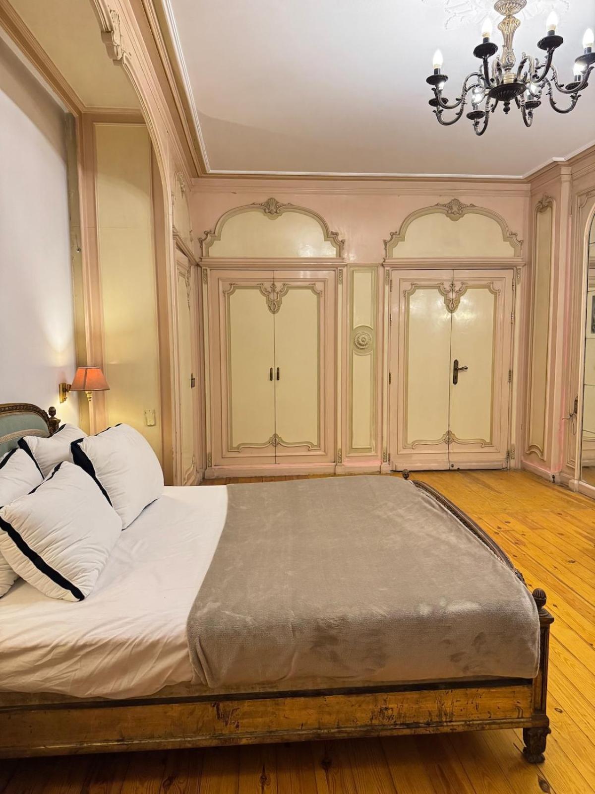 Prestigious Nilefront Luxury Cairo
